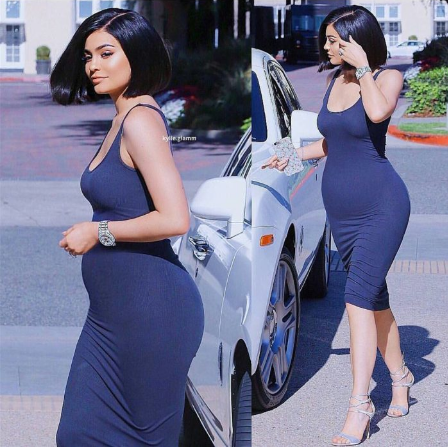  Jenner baby bump in a blue outfit and looking great 