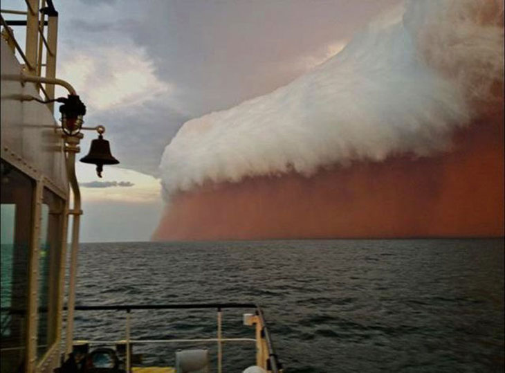 An Australian dust storm that looks like a giant mug of beer
