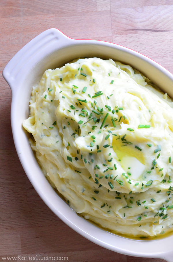  Sour Cream and Chive Mashed Potatoes 