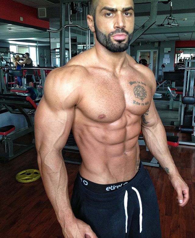 Lazar Angelov Male Fitness Model 
