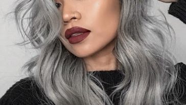 gray hair trends